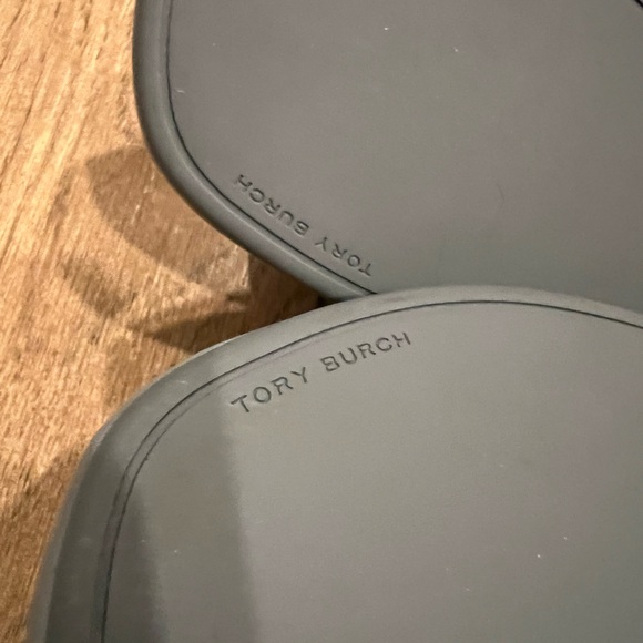 Tory Burch Slide Sandals - Picture 5 of 6